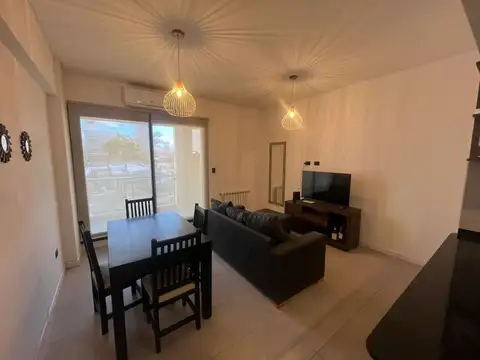 Departamento en Alquiler en Zarate, $ 720.000