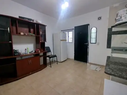 Depto Tipo Casa en Alquiler en El Palomar, $ 350.000