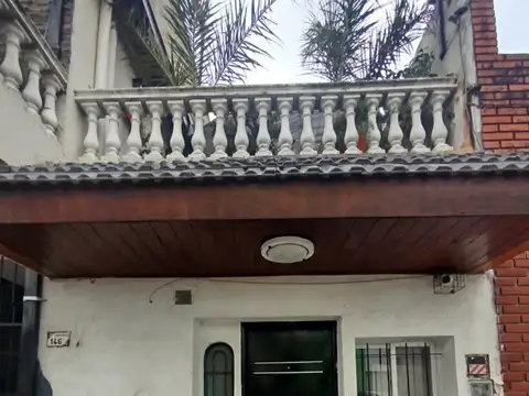 Rafael Castillo 100, Piso PB