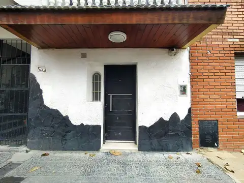 Departamento en planta baja al frente - sin expensas