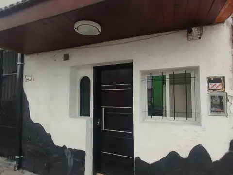 Departamento en planta baja al frente - sin expensas