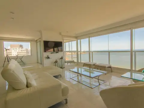 Pent house, Edif Tequendama 1 - Parada 6 1/2 - VENTA