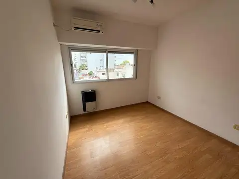 Joaquín V Gonzalez 2100