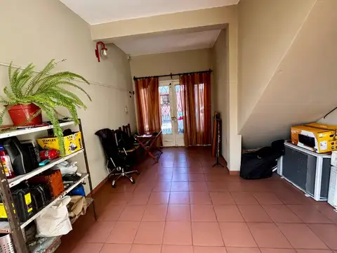 Depto Tipo Casa en Venta con 1 cocheras