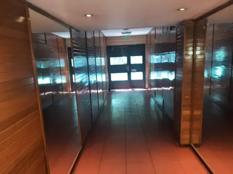 Local en Venta 40 años