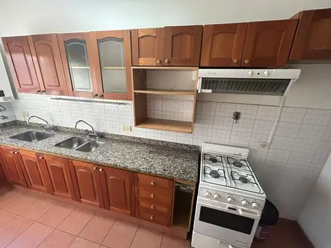 Del Valle Iberlucea 2700, Piso 5°