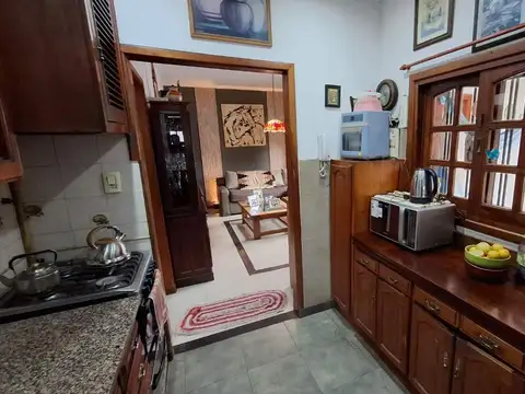 CASA 4 AMBIENTES VENTA GLEW CON PILETA LOTE 580 M