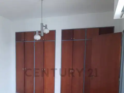 VENTA CASA CENTRICA EN PH, 4 AMB - Ubicada en pleno centro de San Martin. APTO CREDITO  