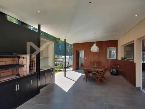 Casa en Venta en Countries y Barrios Cerrados en Campana, USD 200.000