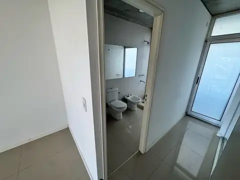 Departamento en Alquiler en Fisherton, $ 650.000