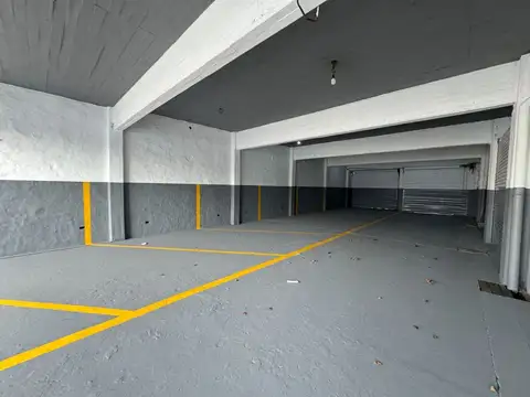 VENTA LOCAL COMERCIAL A ESTRENAR, MERLO CENTRO