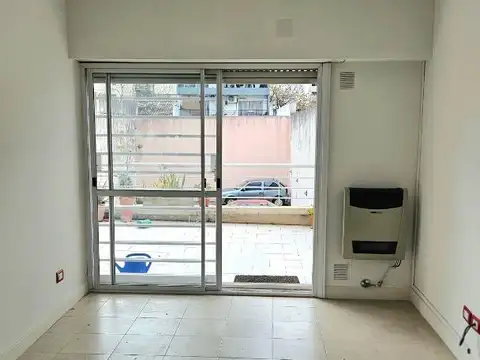 ALQUILER 2 AMBIENTES COCHERA MONTE CASTRO FLORESTA