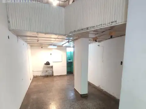 Local en Alquiler en Balvanera, $ 690.000