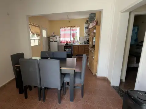 Depto Tipo Casa 3 ambientes con 1 baño