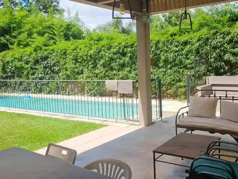 Casa impecable en Praderas, CUBA