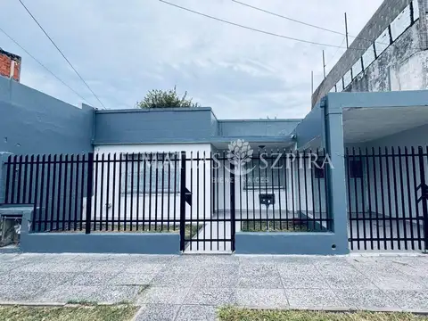 Ranchos 2272. Entre Ventura bustos y Bartolome hidalgo