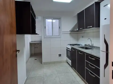 Departamento en Alquiler en Florida Mitre/Este, $ 850.000