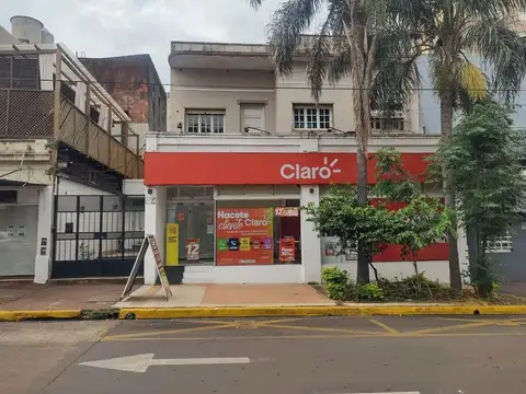 VENTA LOCAL COMERCIAL MÁS VIVIENDA FAMILIAR EN P. BAJA Y DEPARTAMENTO EN P. ALTA ZONA CENTRO