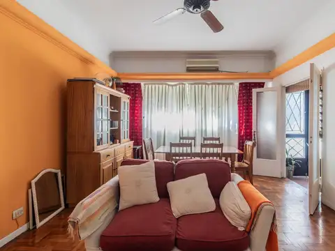 Venta PH Tipo Casa 3 Ambientes Divisible a 4 Frente Terraza Sin Expensas Parque Avellaneda