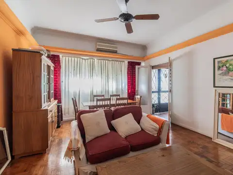 Venta PH Tipo Casa 3 Ambientes Divisible a 4 Frente Terraza Sin Expensas Parque Avellaneda
