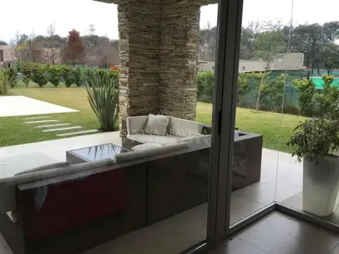 Casa en Venta en Sausalito, USD 348.000