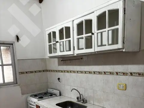 ALQUIELR CASA DOS DORMITORIOS   MONOAMBIENTE - AÑELO - NEUQUEN