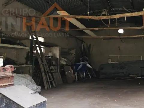 Chacra con galpón 4 esquinas en alquiler