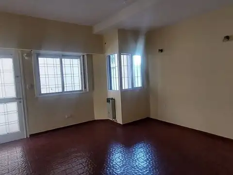PH en Venta Olivos 2 Ambientes RECICLADO  Patio