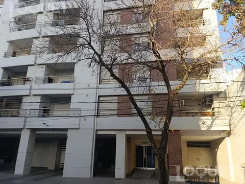 Saavedra al 2000 a metros de Av. Freyre