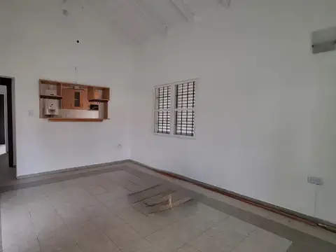 Depto Tipo Casa 4 ambientes con 1 baño