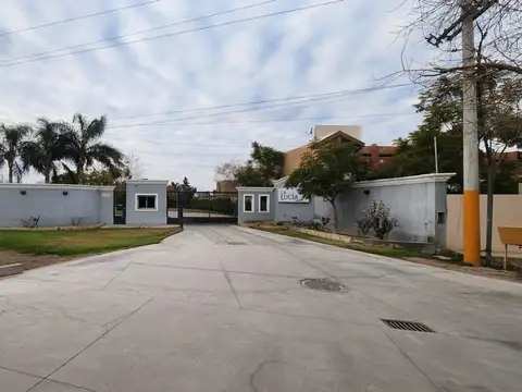 ALQUILER CASA EN RESIDENCIA PRIVADA LA LUCÍA