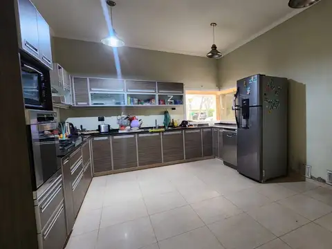 Casa en Alquiler en Santa Lucia, $ 1.500.000