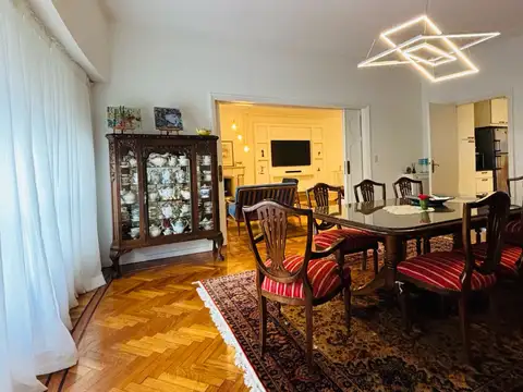 Departamento en Venta de 6 ambientes