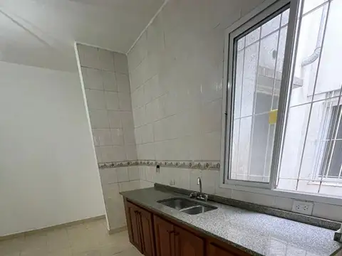 Depto Tipo Casa en Alquiler de 3 ambientes