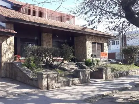 Casa en Venta en Mariano Acosta, USD 280.000