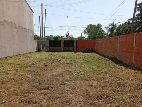Terreno en Venta 30  mts Fondo