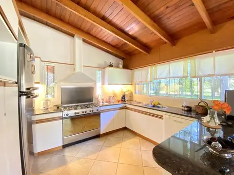 Casa en Alquiler de 3 dormitorios
