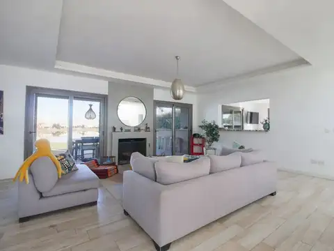 Casa  en Venta en San Sebastian, Escobar, G.B.A. Zona Norte