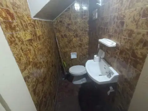 Local en Alquiler en Tapiales, $ 400.000