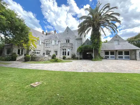 Casa en Venta de 6 dormitorios