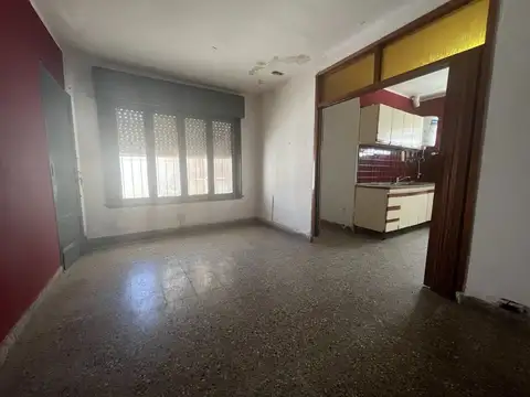 PH 2 AMBIENTES POR PASILLO – LANÚS ESTE