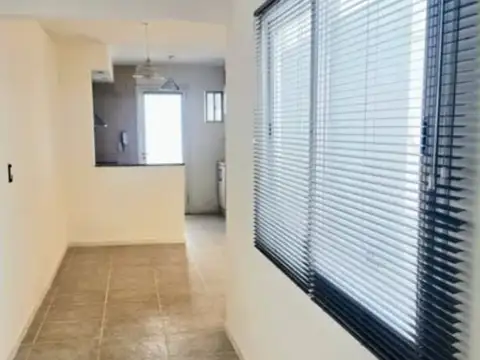PH 3 AMBIENTES - 75M2 - FALUCHO E/ IRIGOYEN Y LA RIOJA -