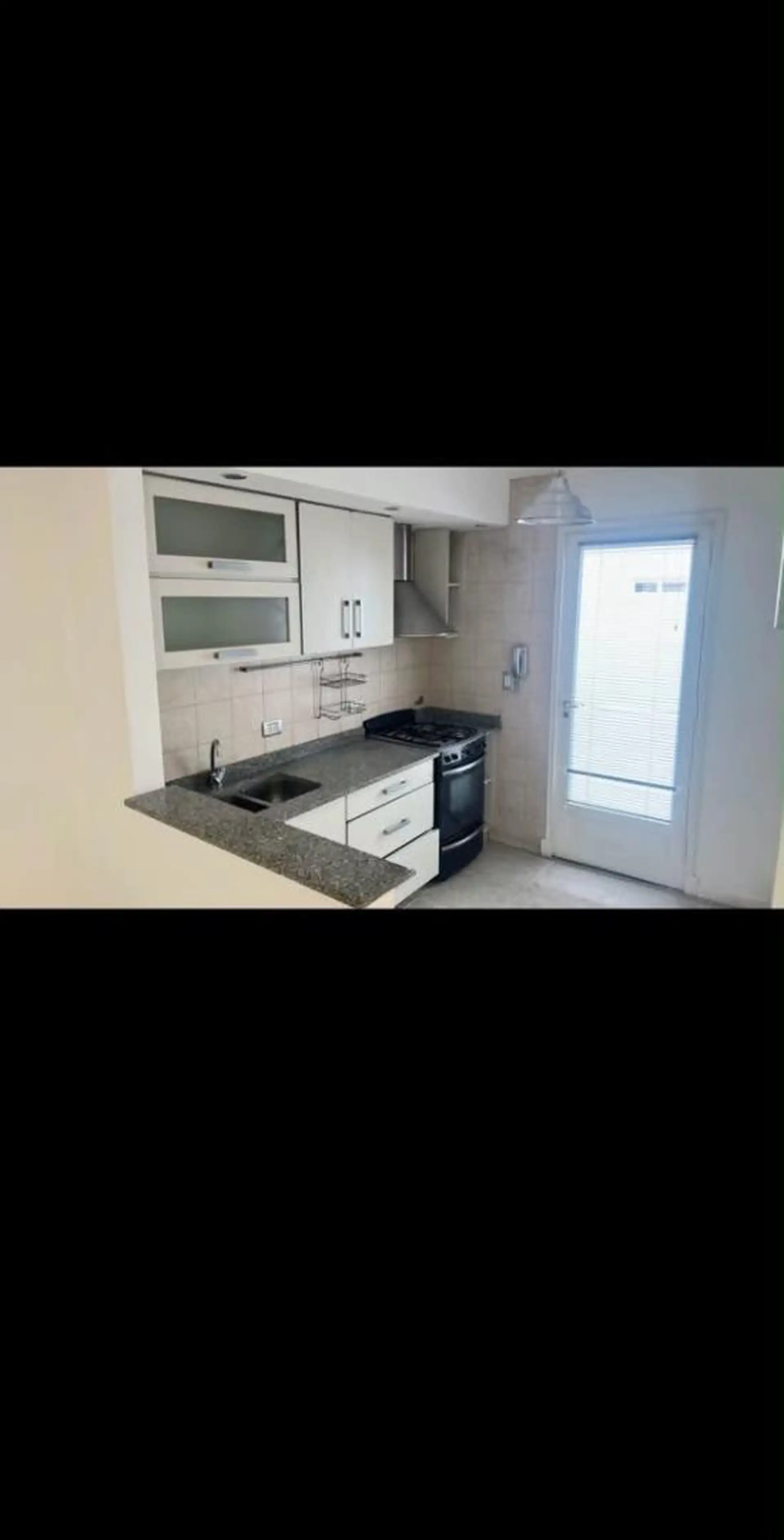 PH 3 AMBIENTES - 75M2 - FALUCHO E/ IRIGOYEN Y LA RIOJA -