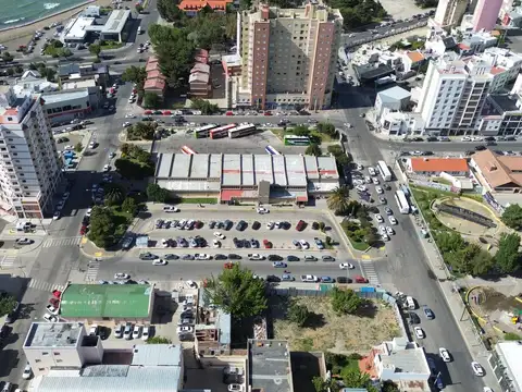 Terreno en Venta 21  mts Frente