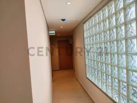 Monoambiente con Balcón y parrilla en venta en Caballito