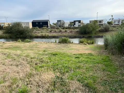 Terreno en Venta en Puertos - Barrio Marinas, USD 134.000