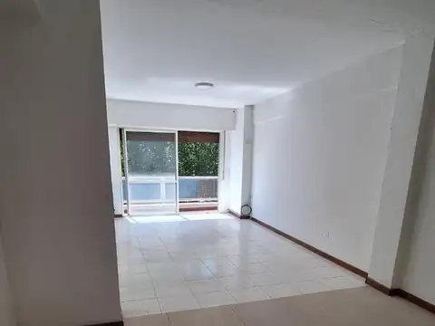 Departamento en Venta en Centro De Lujan, USD 69.500