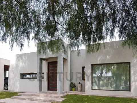 Casa en Venta en Mayor Drummond, Lujan de Cuyo