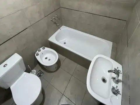 Alquiler Monoambiente Estudio Oficina Show Room Céntrico