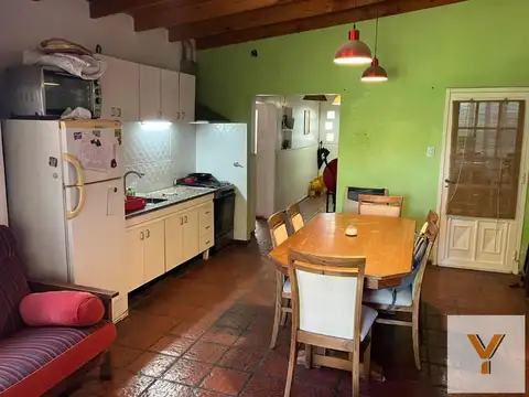 Casa 4 ambientes con 1 baño